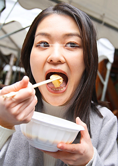 【某旅番組お蔵入り映像】旅ロケで田舎の性豪オヤジたちの体液たれ流し中出し肉便女に成り下がった美人レポーター（28）