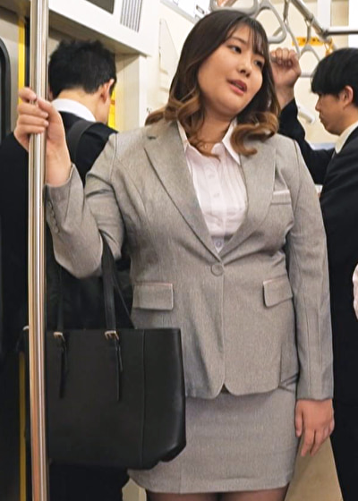 壮絶な通勤記録！！ぽっちゃりOLの惨劇